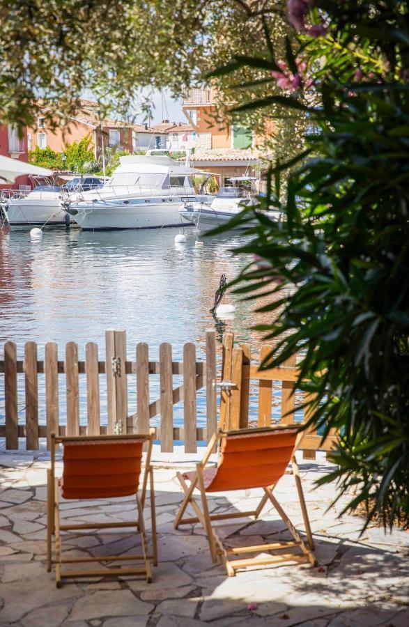 Appartement Amour Terrasse Sur L'Eau Grimaud Eksteriør bilde