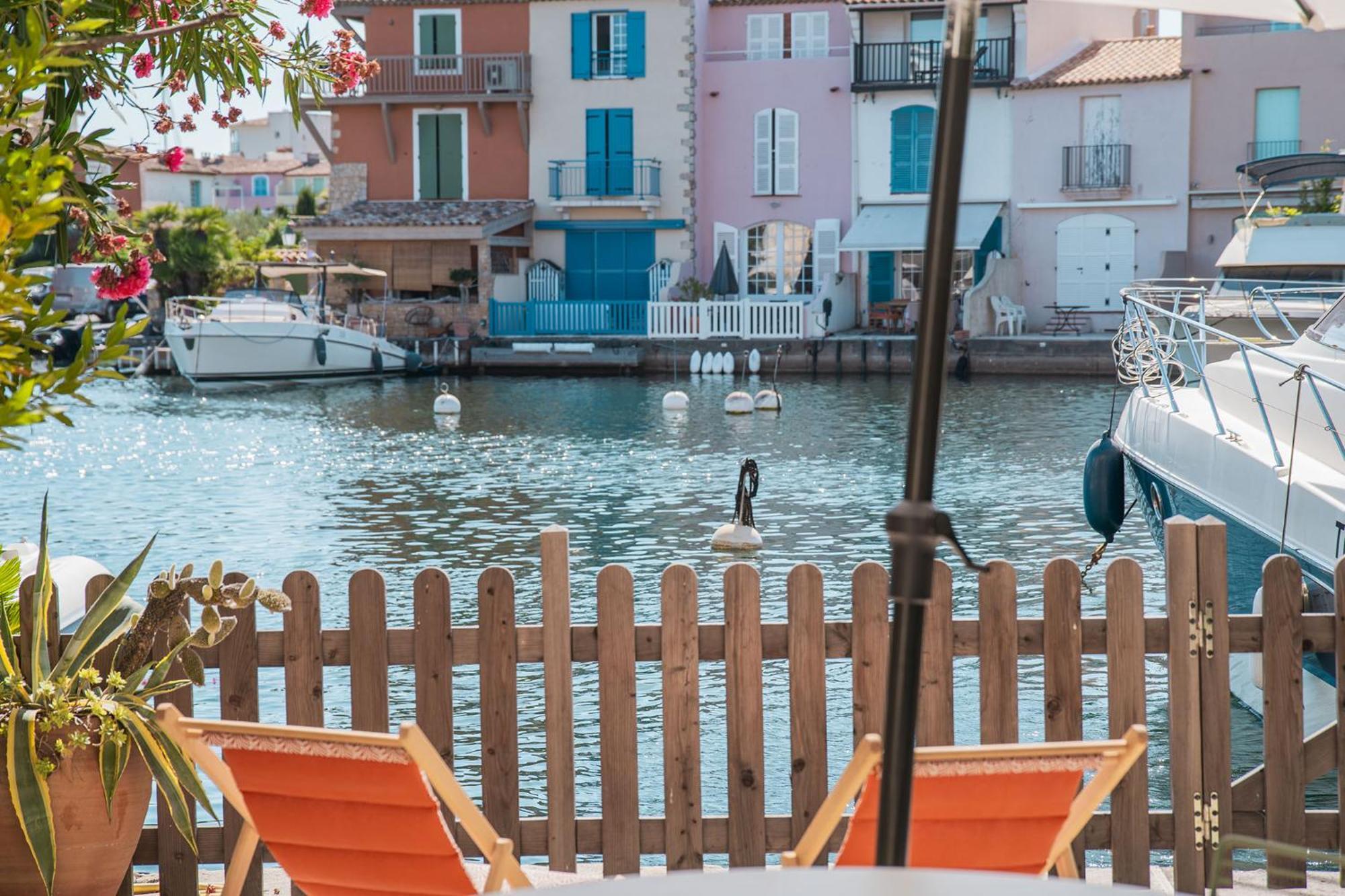 Appartement Amour Terrasse Sur L'Eau Grimaud Eksteriør bilde