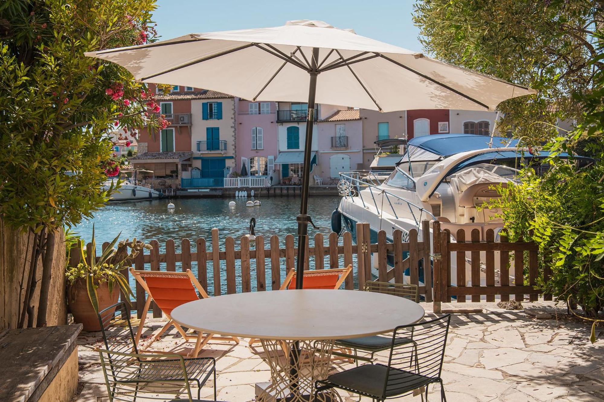 Appartement Amour Terrasse Sur L'Eau Grimaud Eksteriør bilde