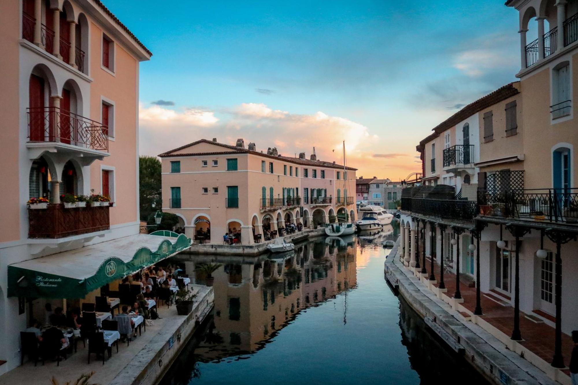 Appartement Amour Terrasse Sur L'Eau Grimaud Eksteriør bilde