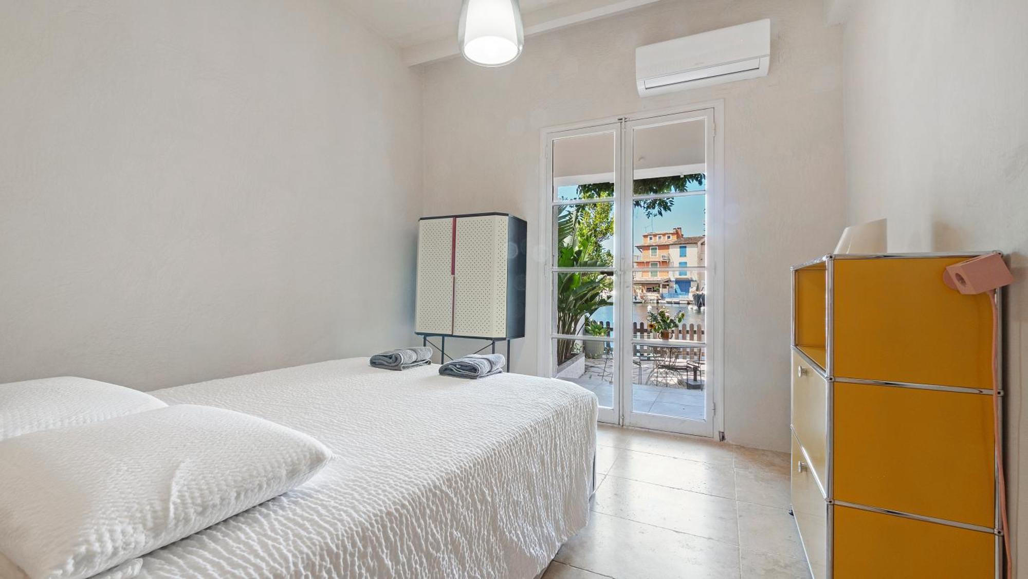 Appartement Amour Terrasse Sur L'Eau Grimaud Eksteriør bilde